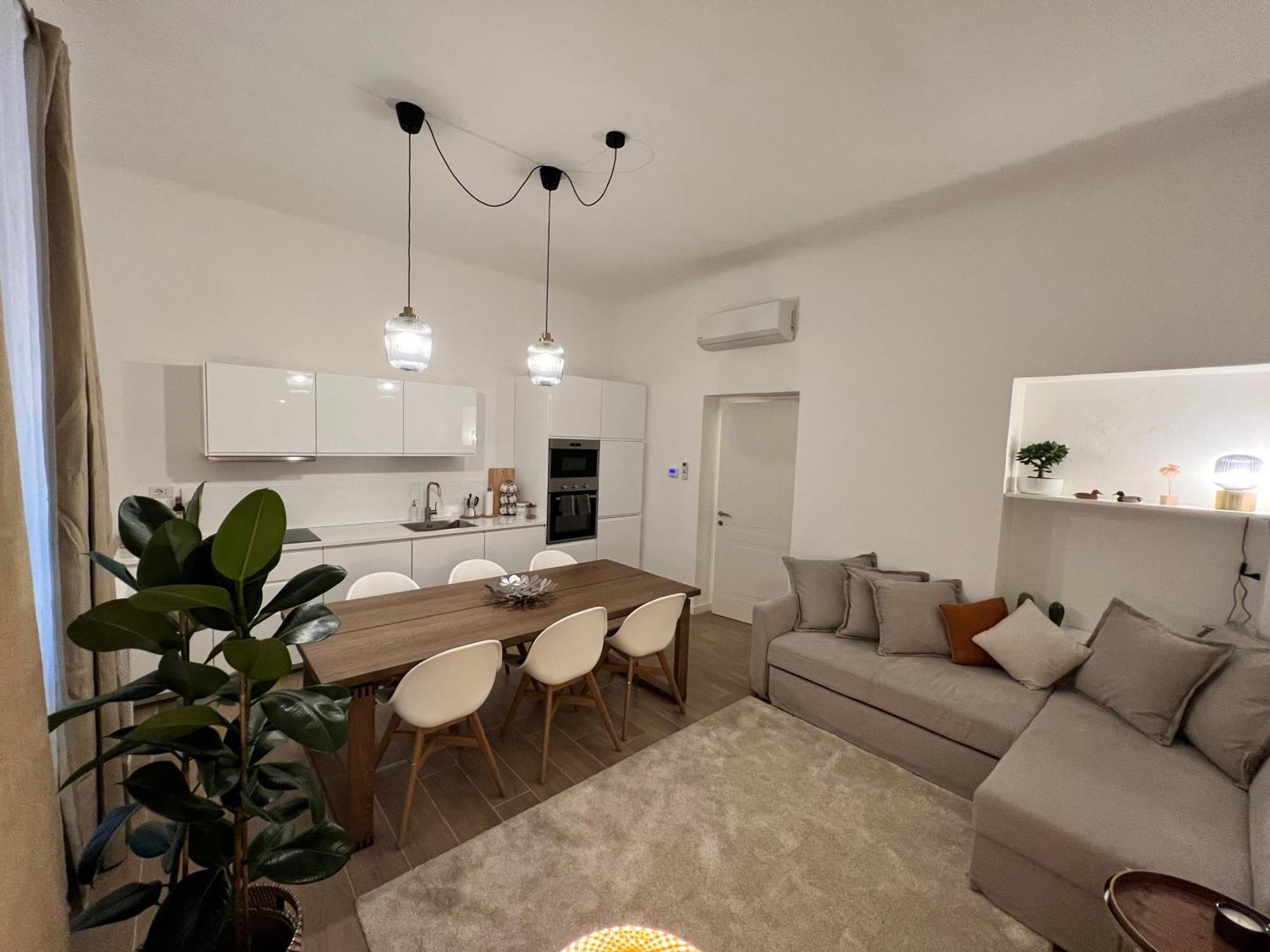 Spacious 3 Bedroom Apartment Milan Bagian luar foto